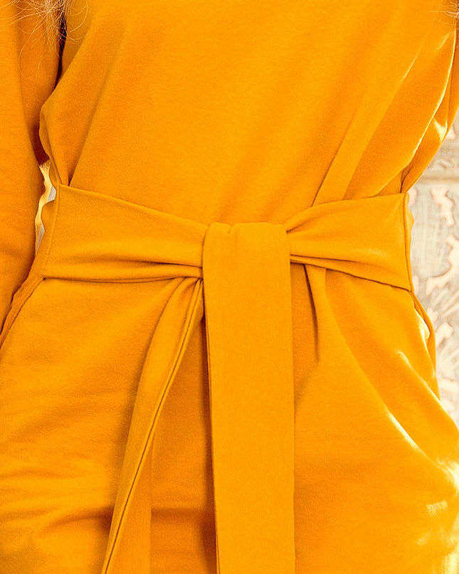 14691-7-209-8 Kleid mit einem breiten, gebundenen Gürtel - Senf-7