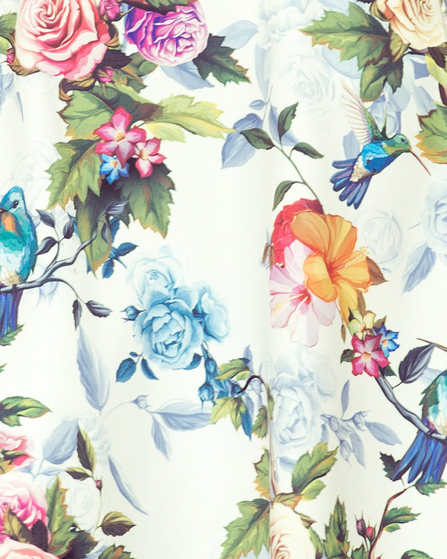 13160-6-245-1 Langes Kleid mit Rüschen und Dekolleté - bunte Rosen und blaue Vögel-6