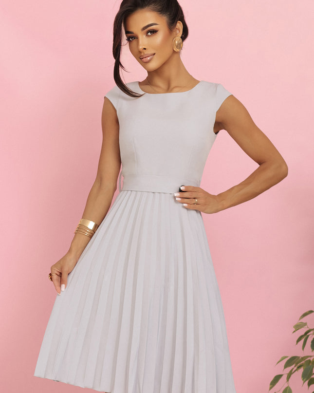 20584-6-LILA Plissiertes Kleid mit kurzen Ärmeln und Gürtel - grau-6