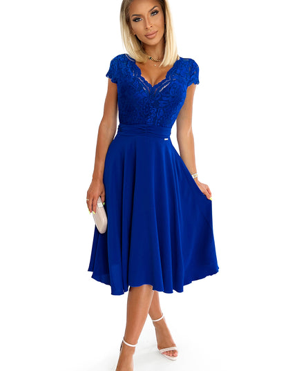 16744-6-381-3 LINDA - Chiffonkleid mit Spitzenausschnitt - blau-6