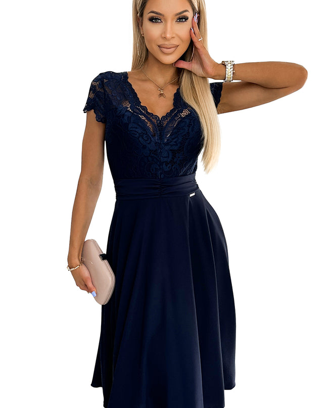 17863-8-381-4 LINDA - Chiffonkleid mit Spitzenausschnitt - Dunkelblau-8