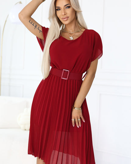20283-4-MIA Plissiertes Chiffon-Midikleid mit breitem Gürtel – Burgunderrot-4