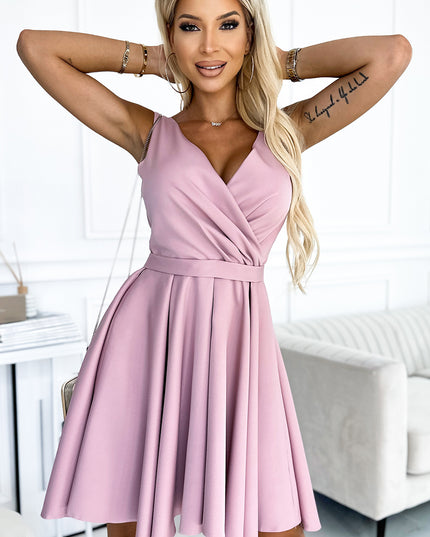18267-1-478-2 MAYA Kleid mit längerem Rücken, Ausschnitt und Gürtel - schmutziges Rosa-1