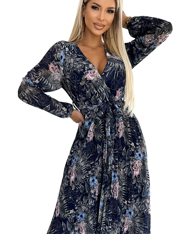 18606-8-511-3 Langes Kleid aus plissiertem Chiffon mit Ausschnitt, langen Ärmeln und Gürtel - dunkelblaues Muster-8
