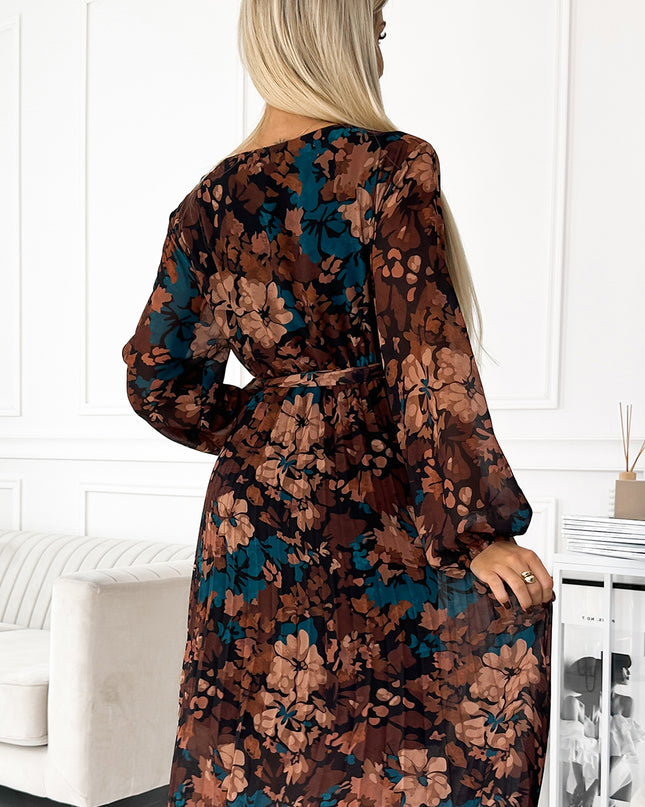 18753-5-519-2 Langes Kleid aus plissiertem Chiffon mit Ausschnitt, langen Ärmeln und Gürtel - braunblaue Blüten-5