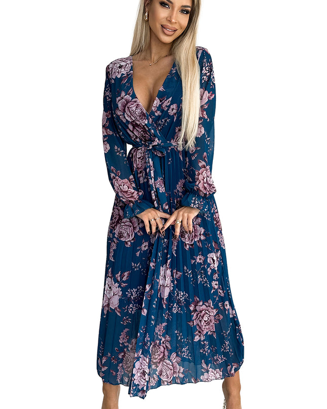 18803-7-519-3 Langes Kleid aus plissiertem Chiffon mit Ausschnitt, langen Ärmeln und Gürtel - Blau mit Blumen-7