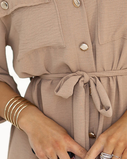 20056-6-Midi-Hemdkleid mit goldenen Knöpfen und Bändern - MOCHA MOUSSE-6