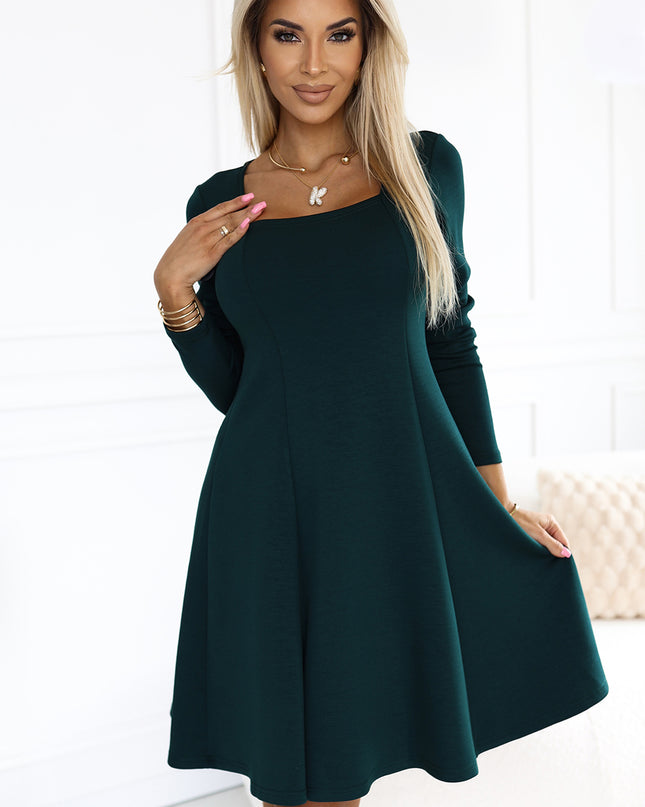 19663-1-574-1 IVANA bequemes Trapezkleid mit Ausschnitt und langen Ärmeln – grün-1